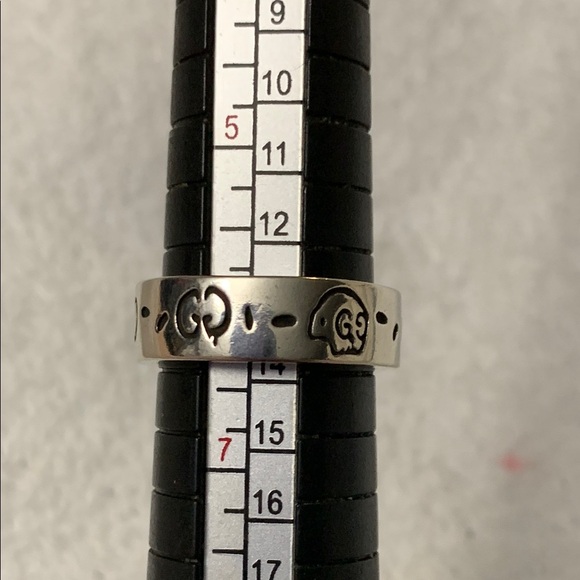 Gucci Ghost Silver Engraved Ring with GG Logo 5mm - Picture 6 of 8